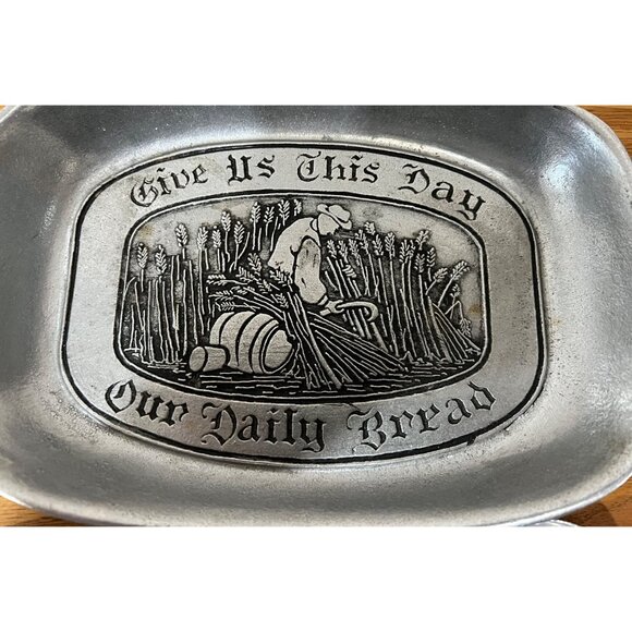 Vintage Pewter Bread Plate, The Wilton Co. Armetele, Give Us This Day Our Daily - Picture 2 of 4